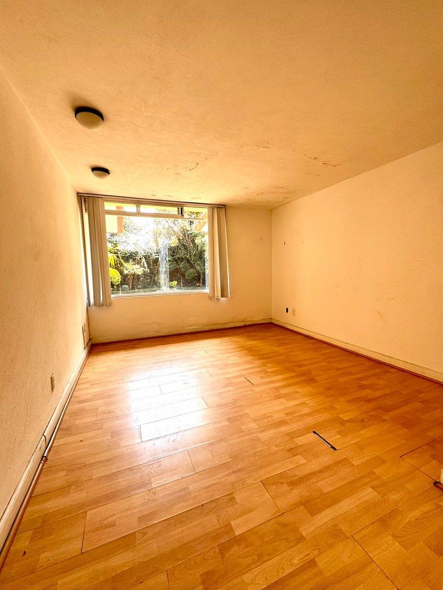 12 of 25: Recámara Secundaria