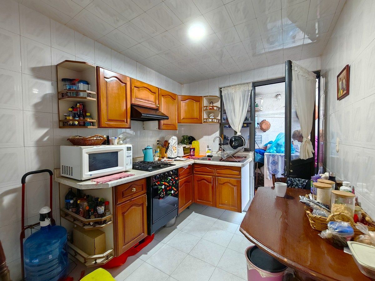 15 de 33: DEPTO. PLANTA ALTA