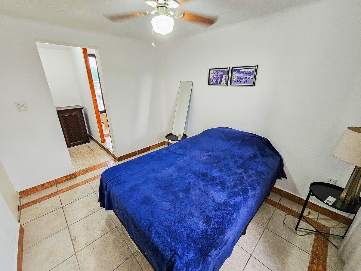 13 de 18: Recámara 2