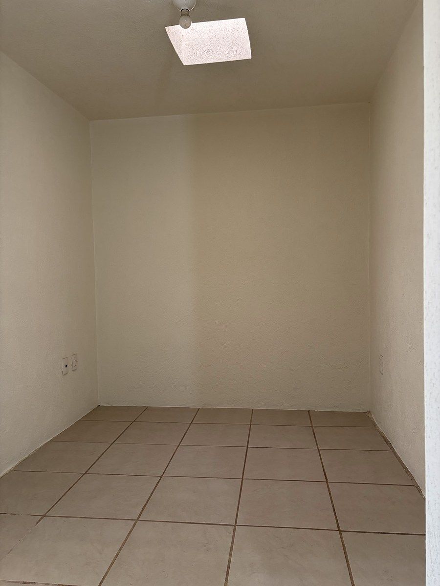 7 de 13: Distribuidor planta de arriba