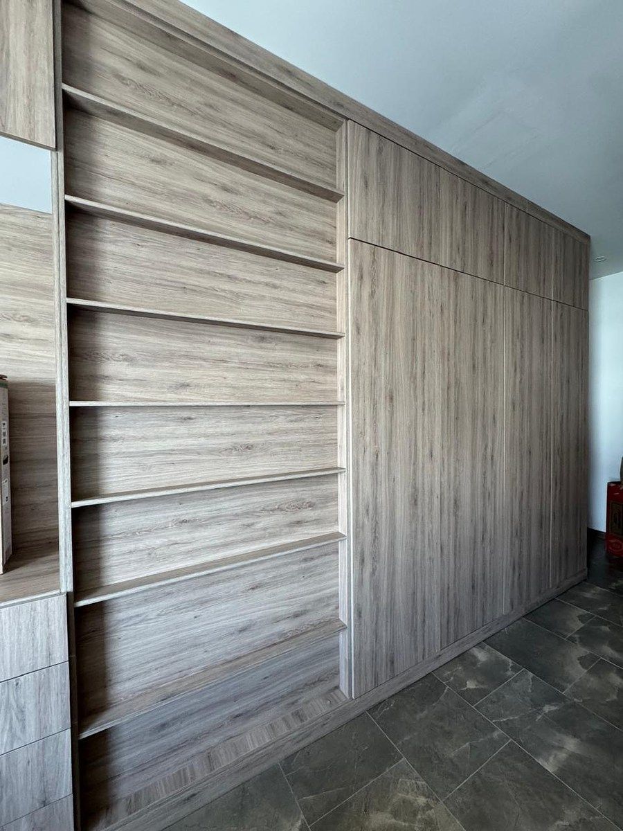 7 de 24: Closet Principal