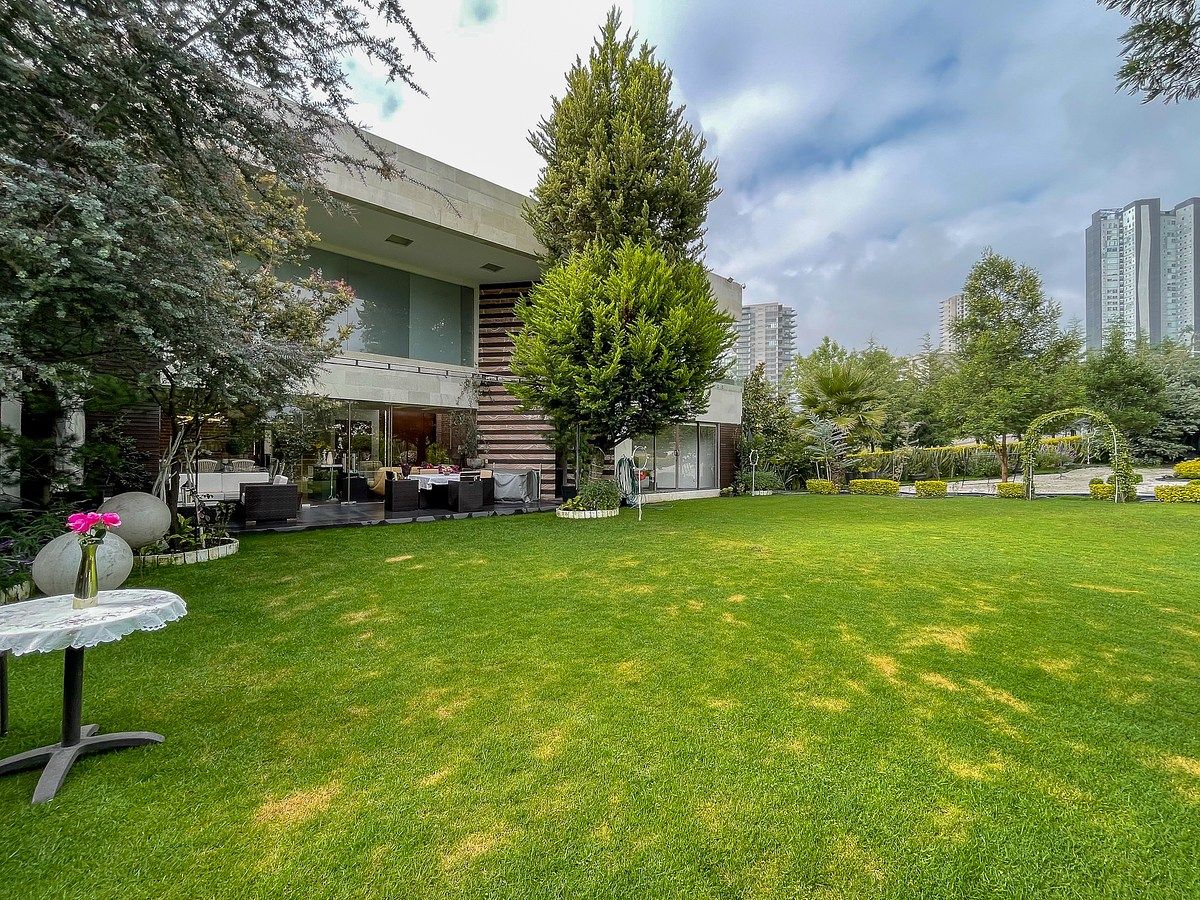 Casa en venta o renta en Bosque Real, junto al Fair way - foto 2