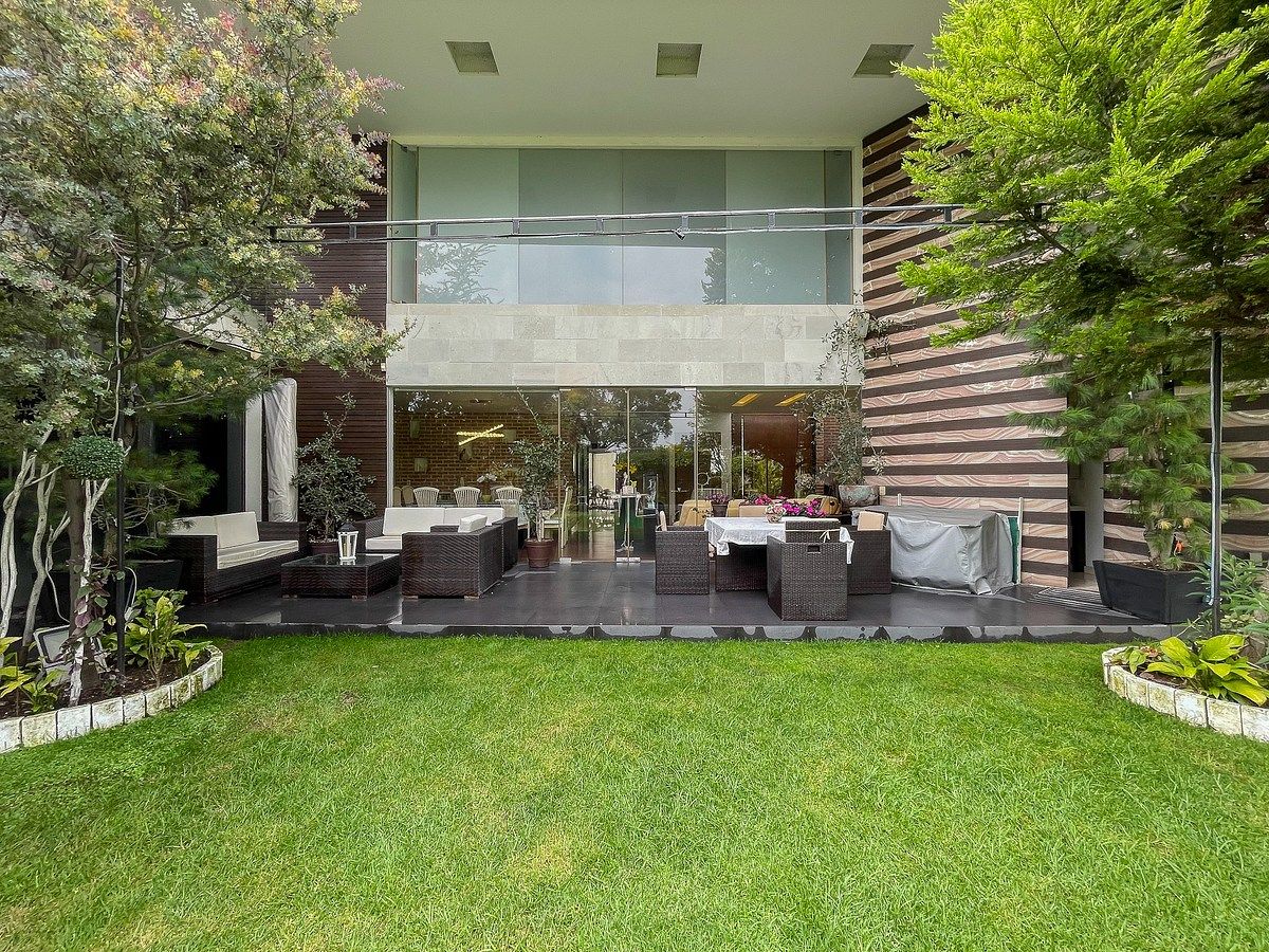 Casa en venta o renta en Bosque Real, junto al Fair way - foto 1
