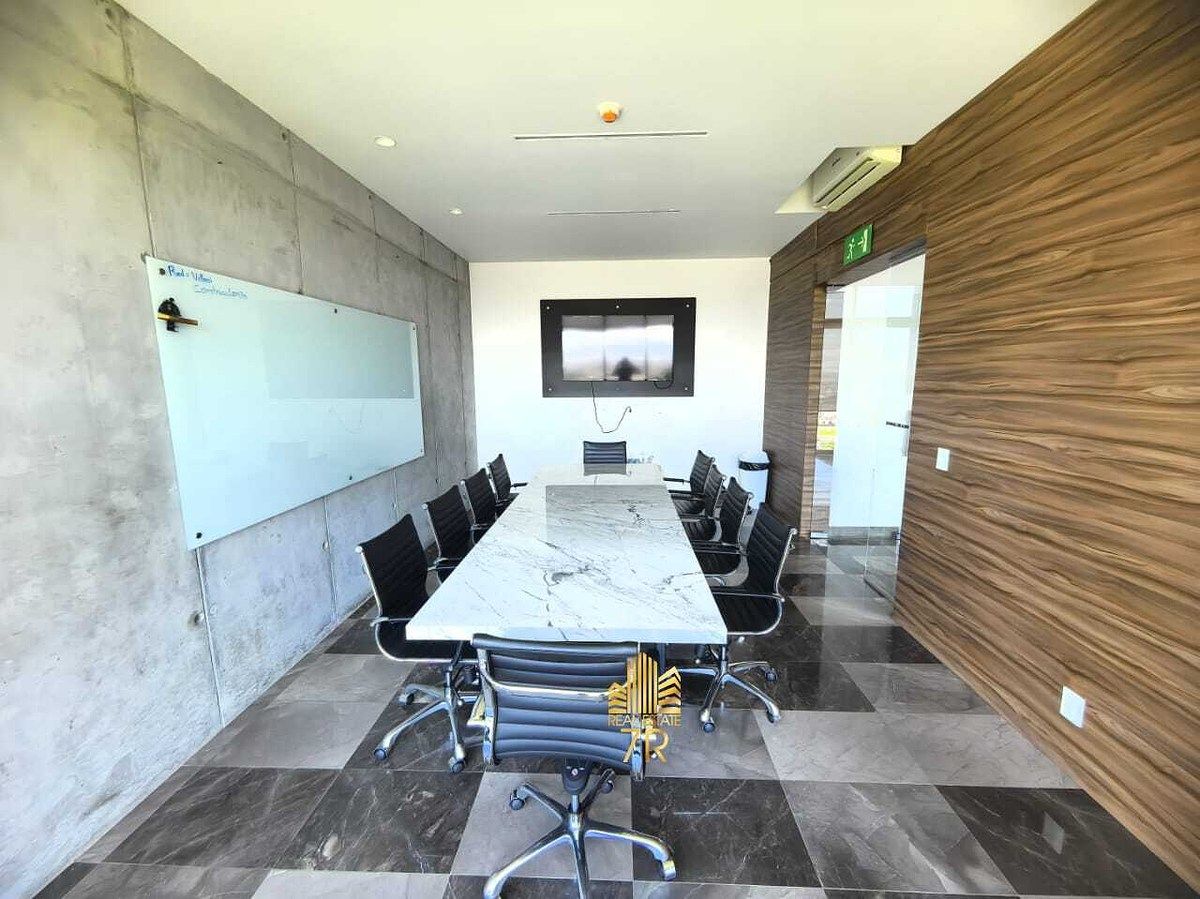 21 de 31: sala de juntas