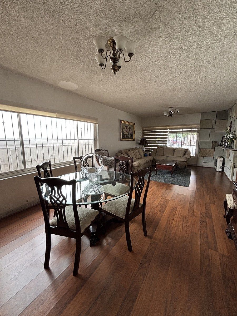 5 de 22: Sala - Comedor