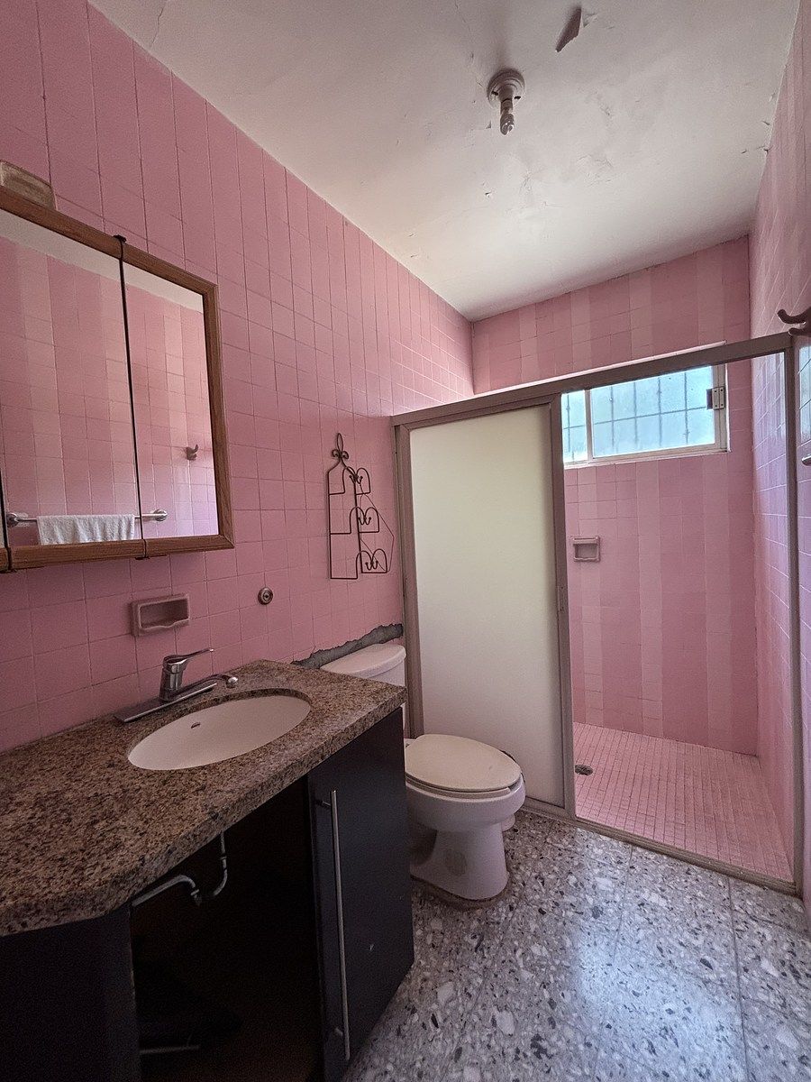 11 de 22: Baño Completo