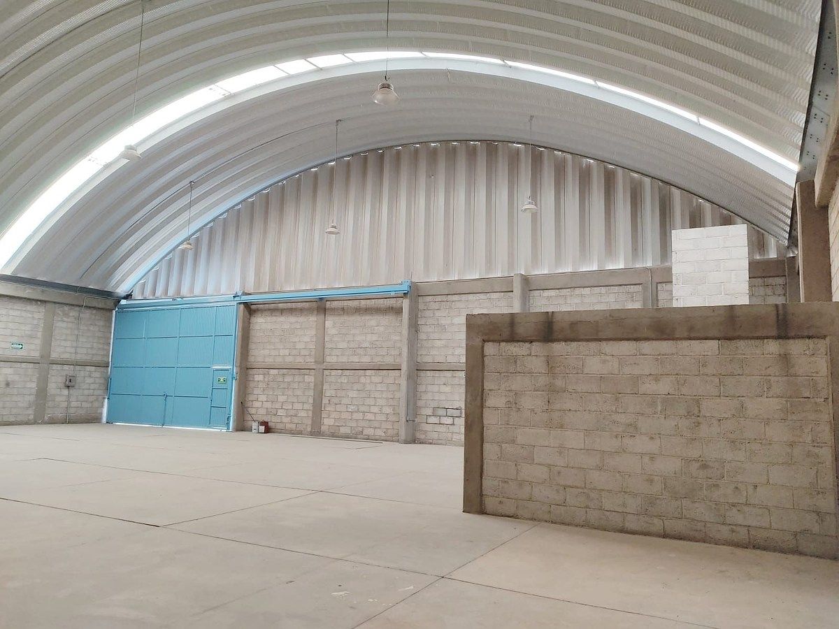 16 de 19: Interior Bodega