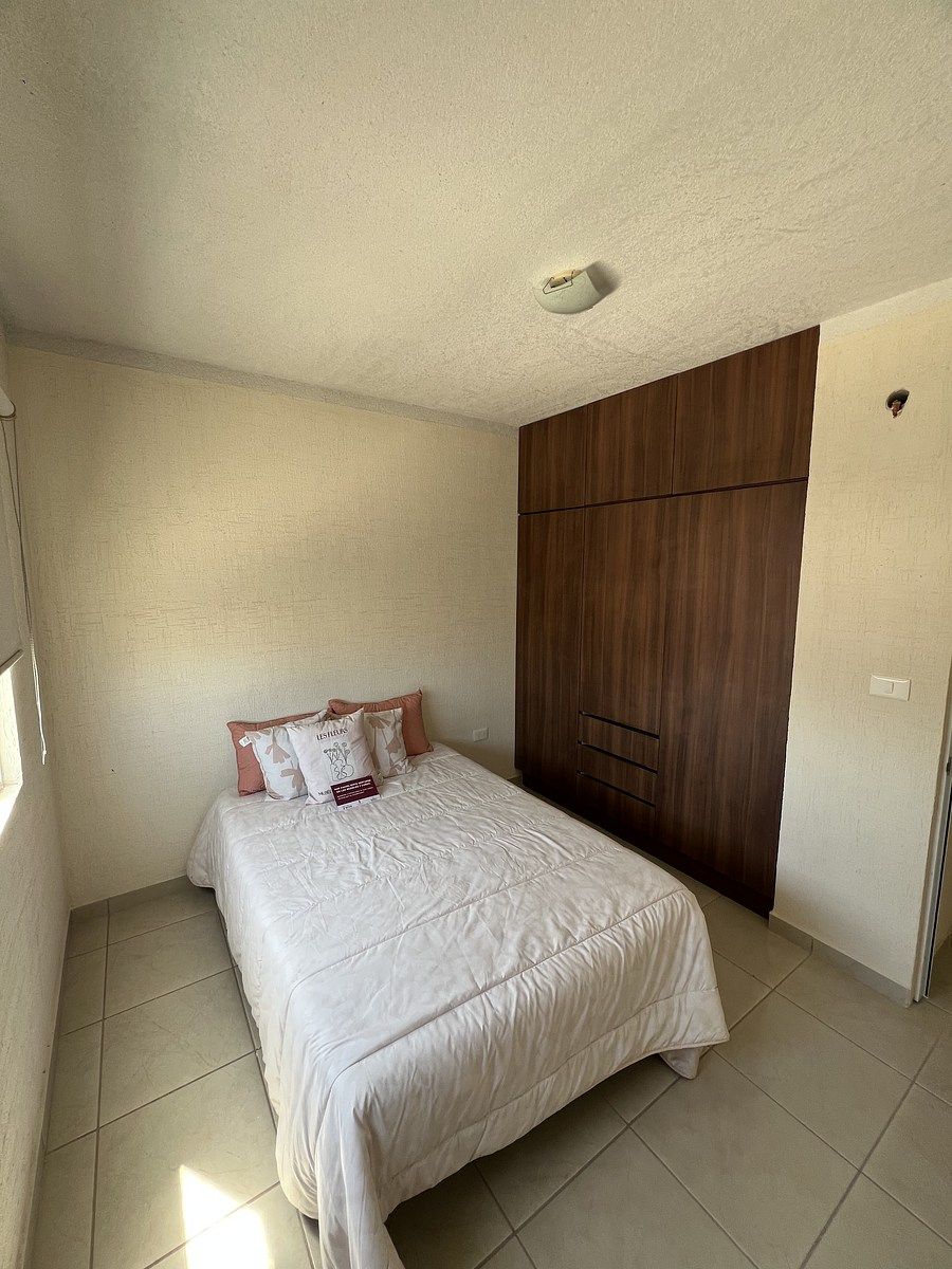 15 of 17: Recámara 1 (se entrega sin closet y sin accesorios)