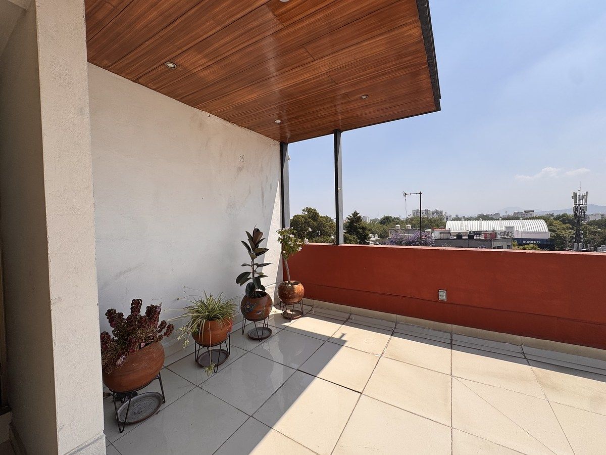 30 of 39: Roof Garden privado