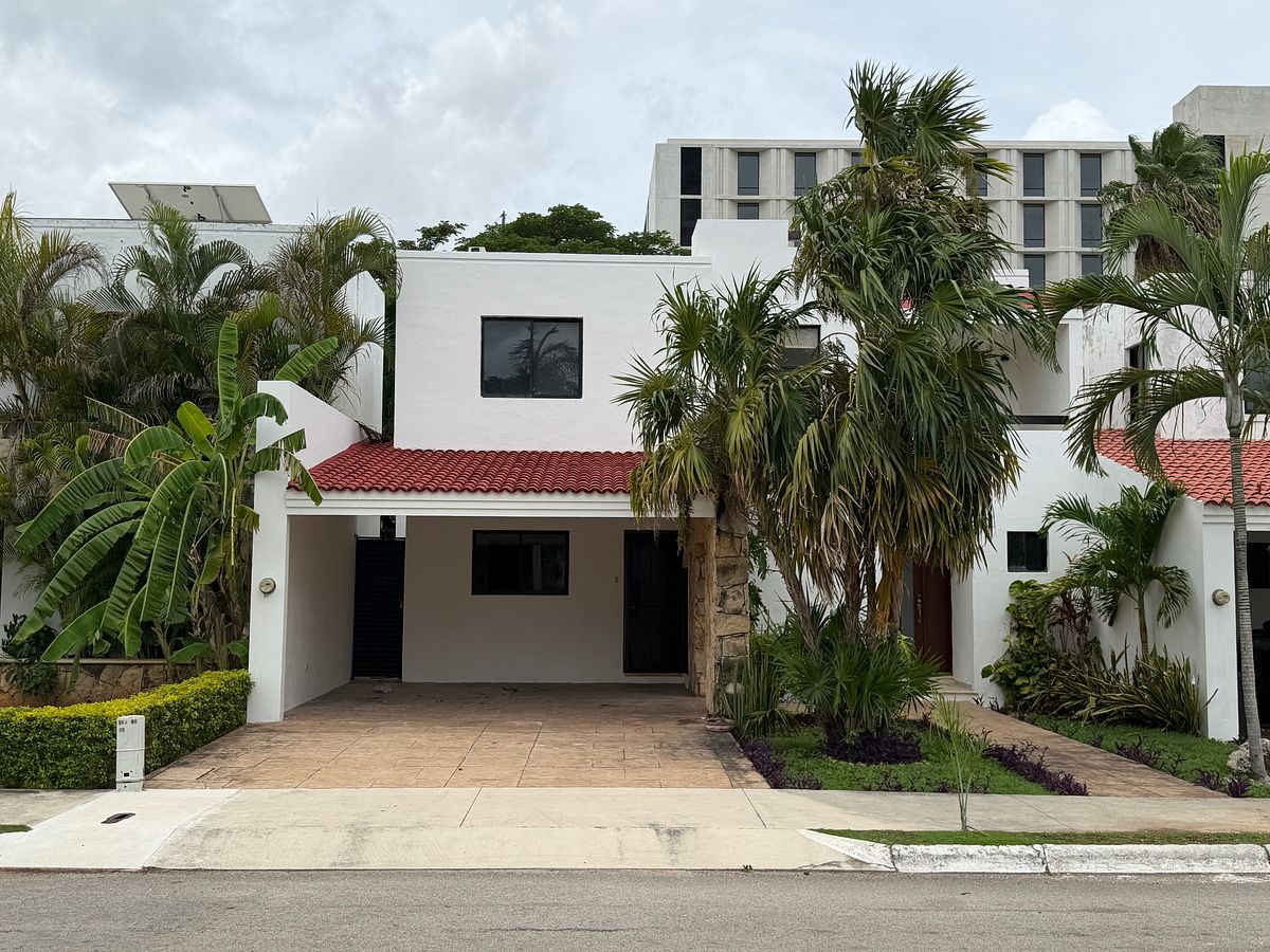 Casa(40) en Venta en Privada Cocoyoles en Santa Gertrudis Copó, foto 1 de 40
