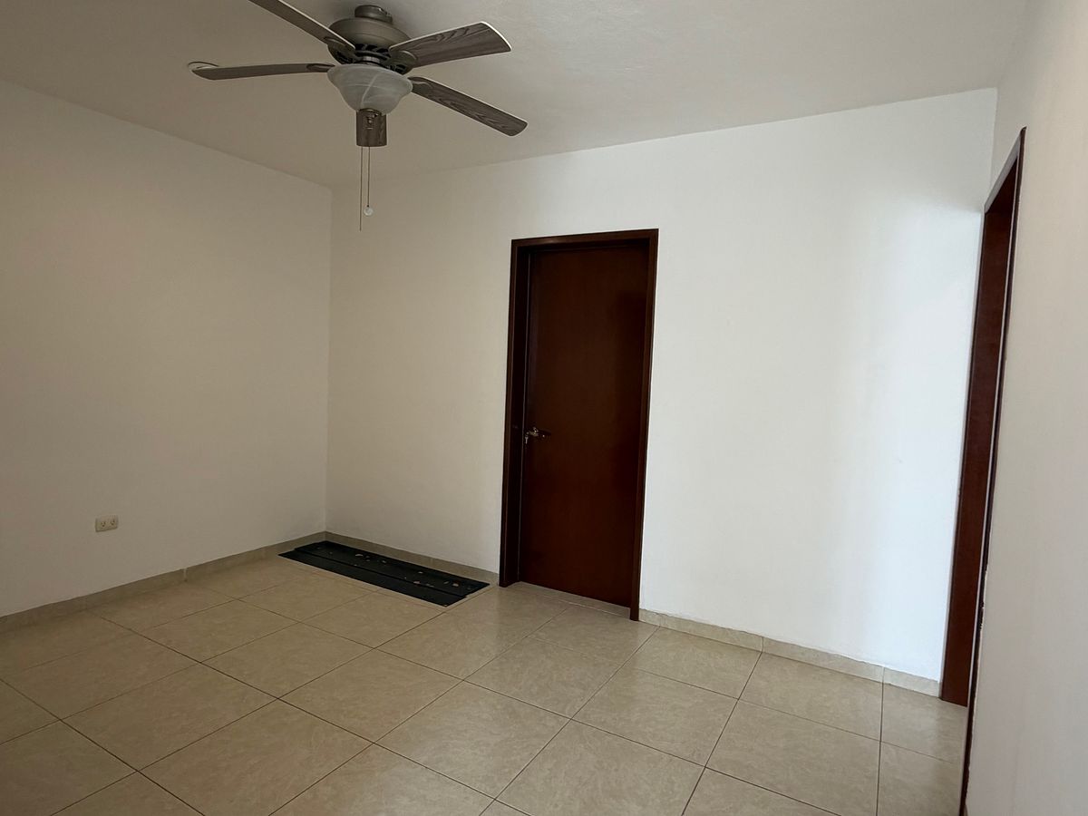 Casa en condominio en Cocoyoles, Mérida, foto 11 de 39