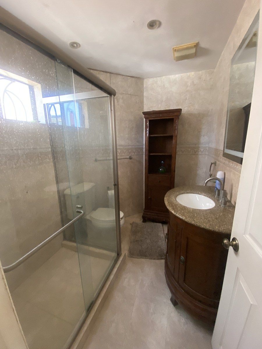 16 de 28: Baño principal