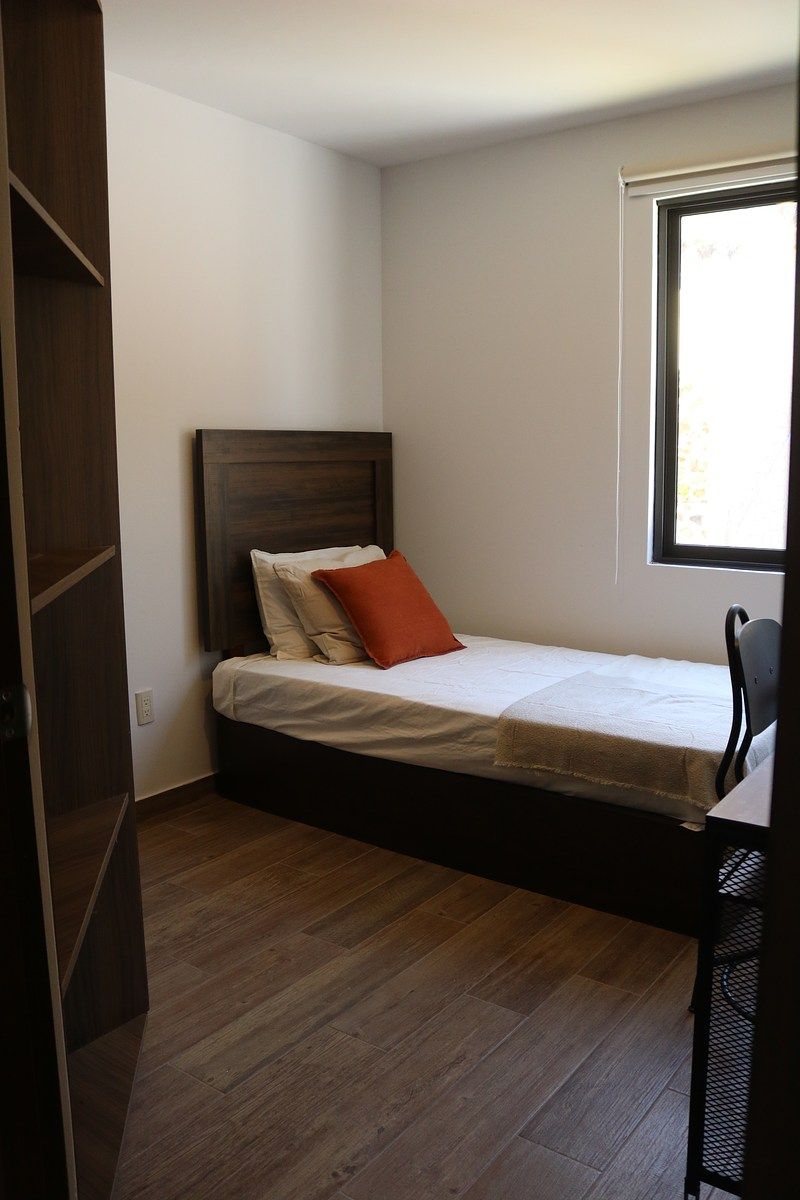 15 of 26: RECAMARA 1