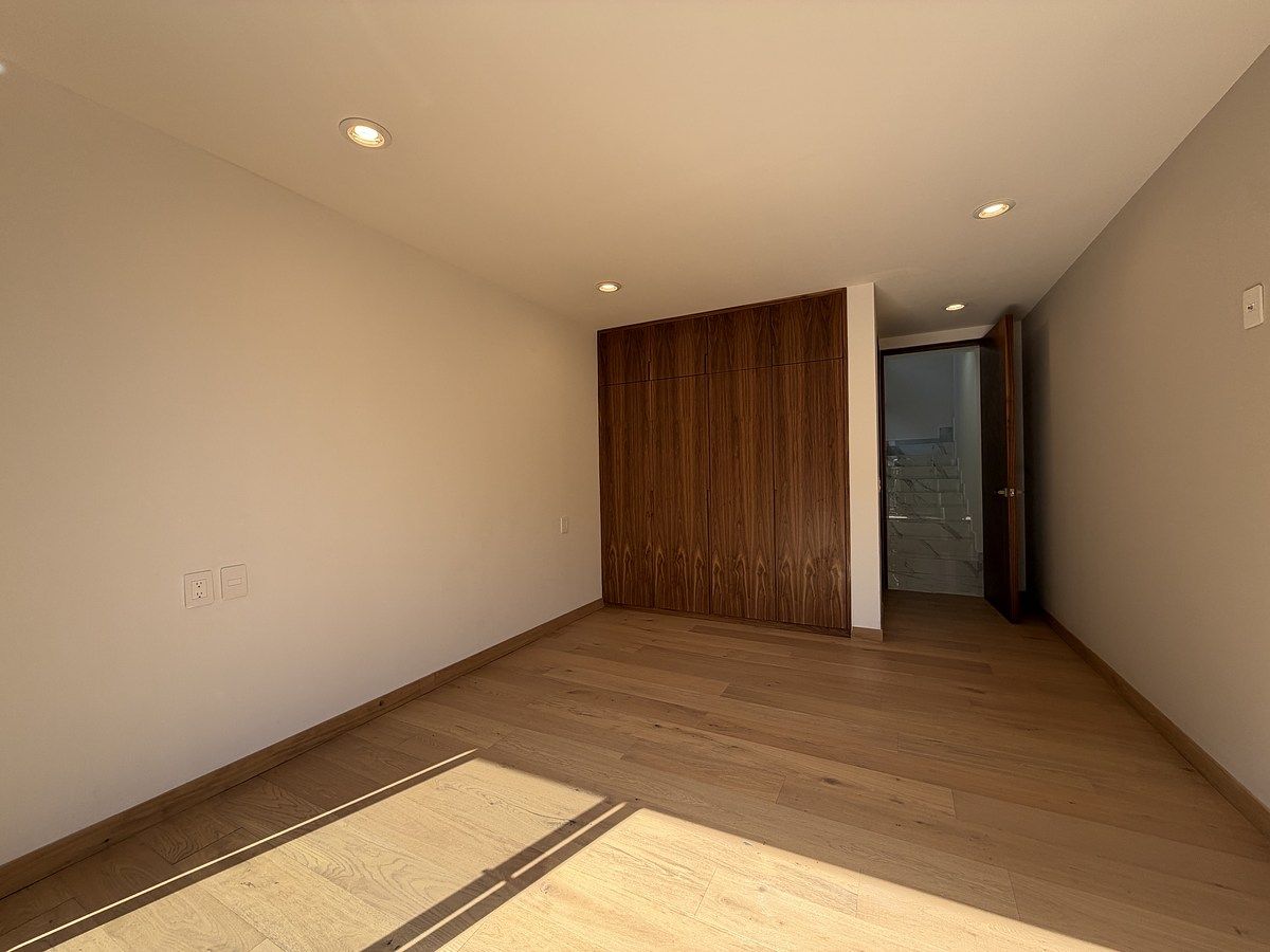 30 de 39: HABITACIÓN 3