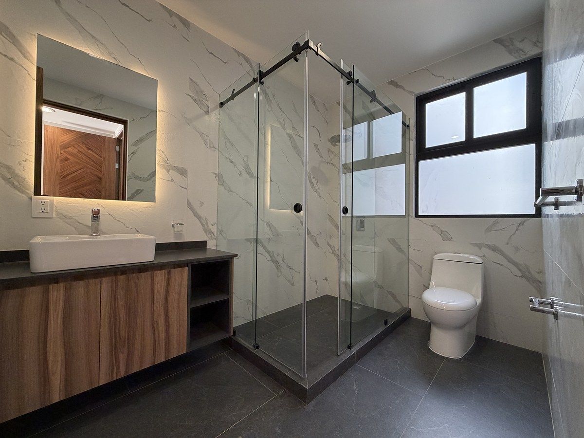 31 de 39: BAÑO HABITACIÓN 3