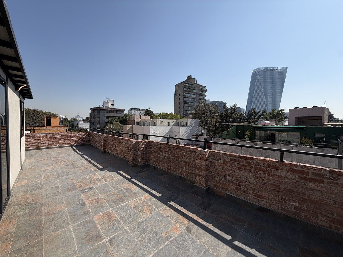 32 de 39: ROOF PRIVADO