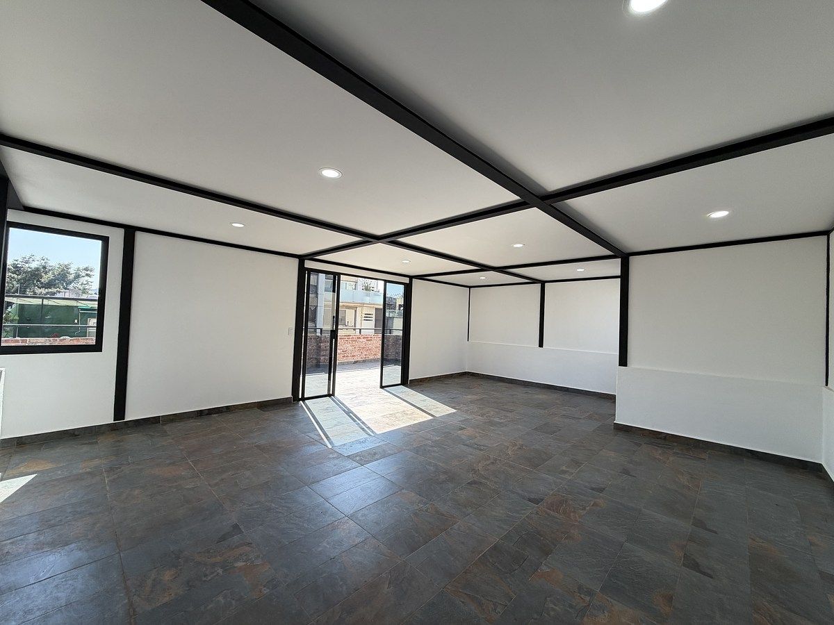 37 de 39: ROOF PRIVADO ÁREA TECHADA