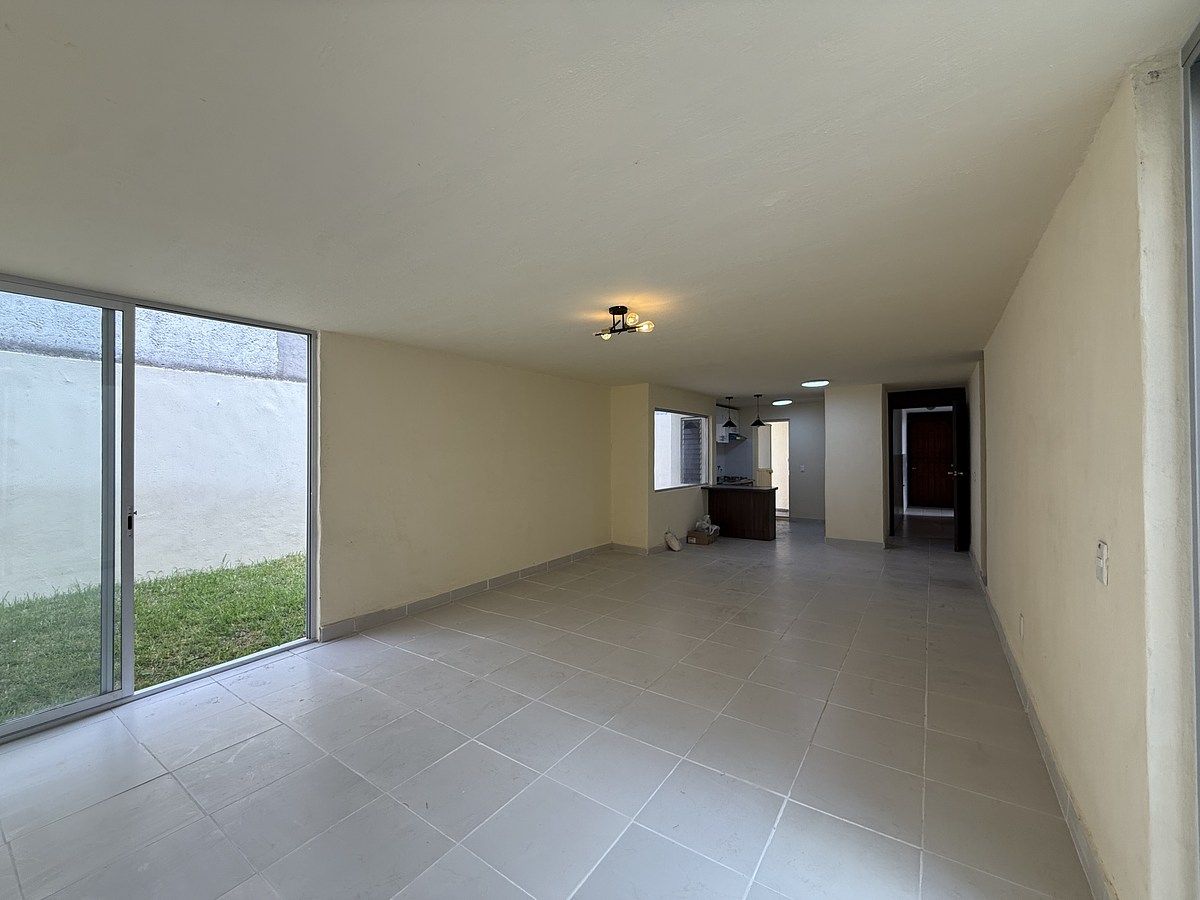 1 of 19: Vista amplia del depto