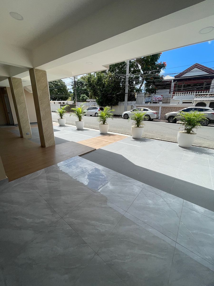 Local Comercial en Santo Domingo Este, foto 2 de 3