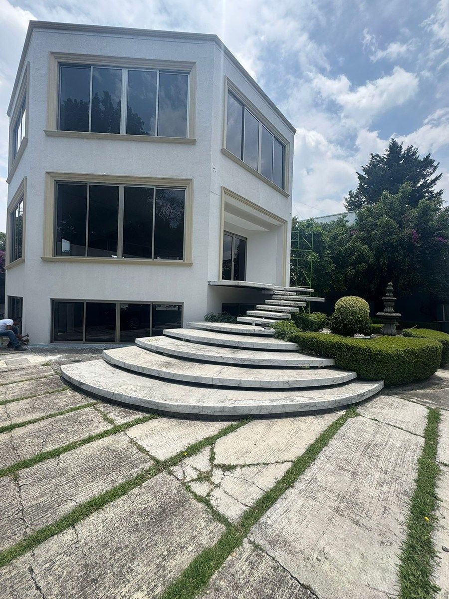 HOUSE FOR OFFICES FOR RENT IN LOMAS DE CHAPULTEPEC, photo 1 of 15