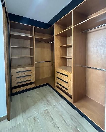 10 de 25: Vestidor y closet Rec. Principal