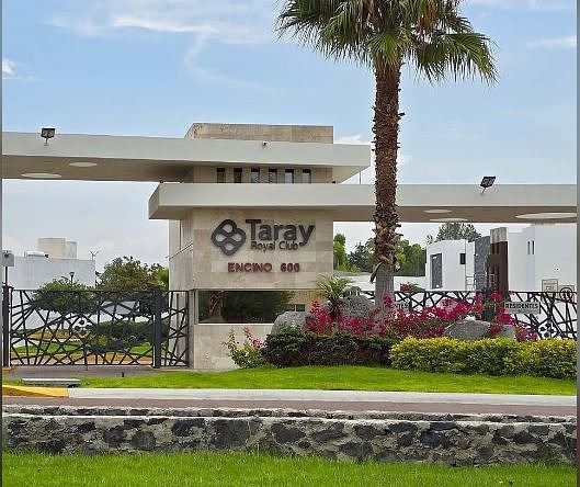 25 de 25: Caseta de Vigilancia