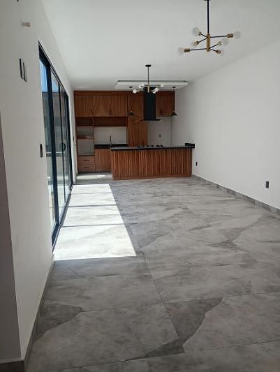 6 de 32: Estancia vista a cocina