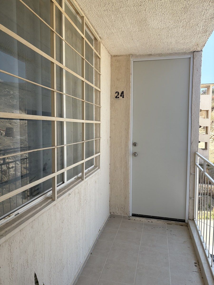 7 de 30: ENTRADA DEL DEPARTAMENTO