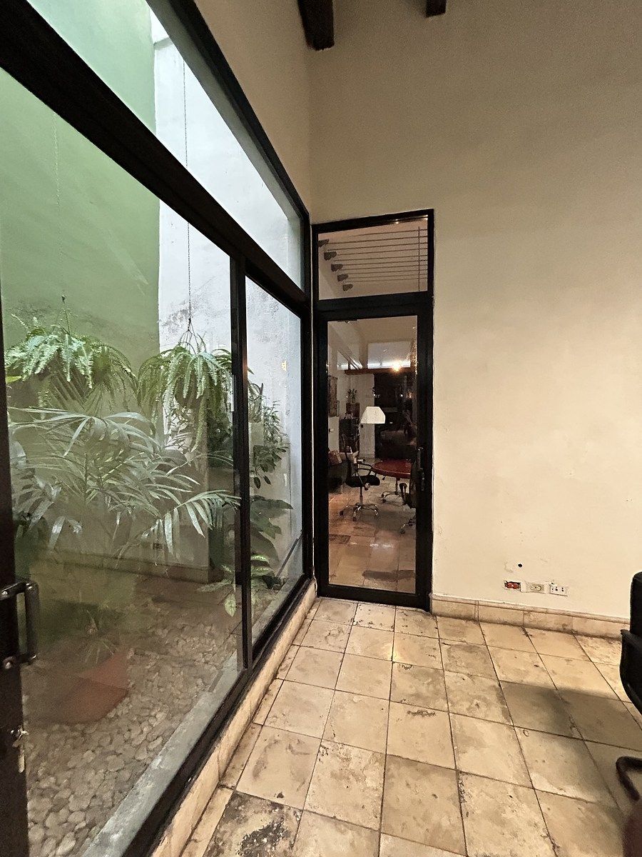 14 of 34: jardin en cuarto