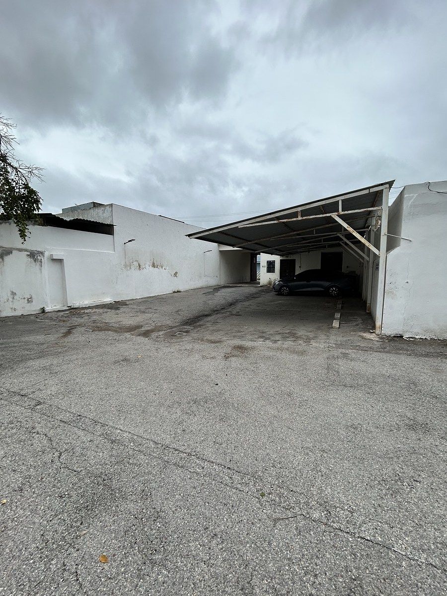 Direct Financing From the Owner! Parking with house in the Center! - foto 4