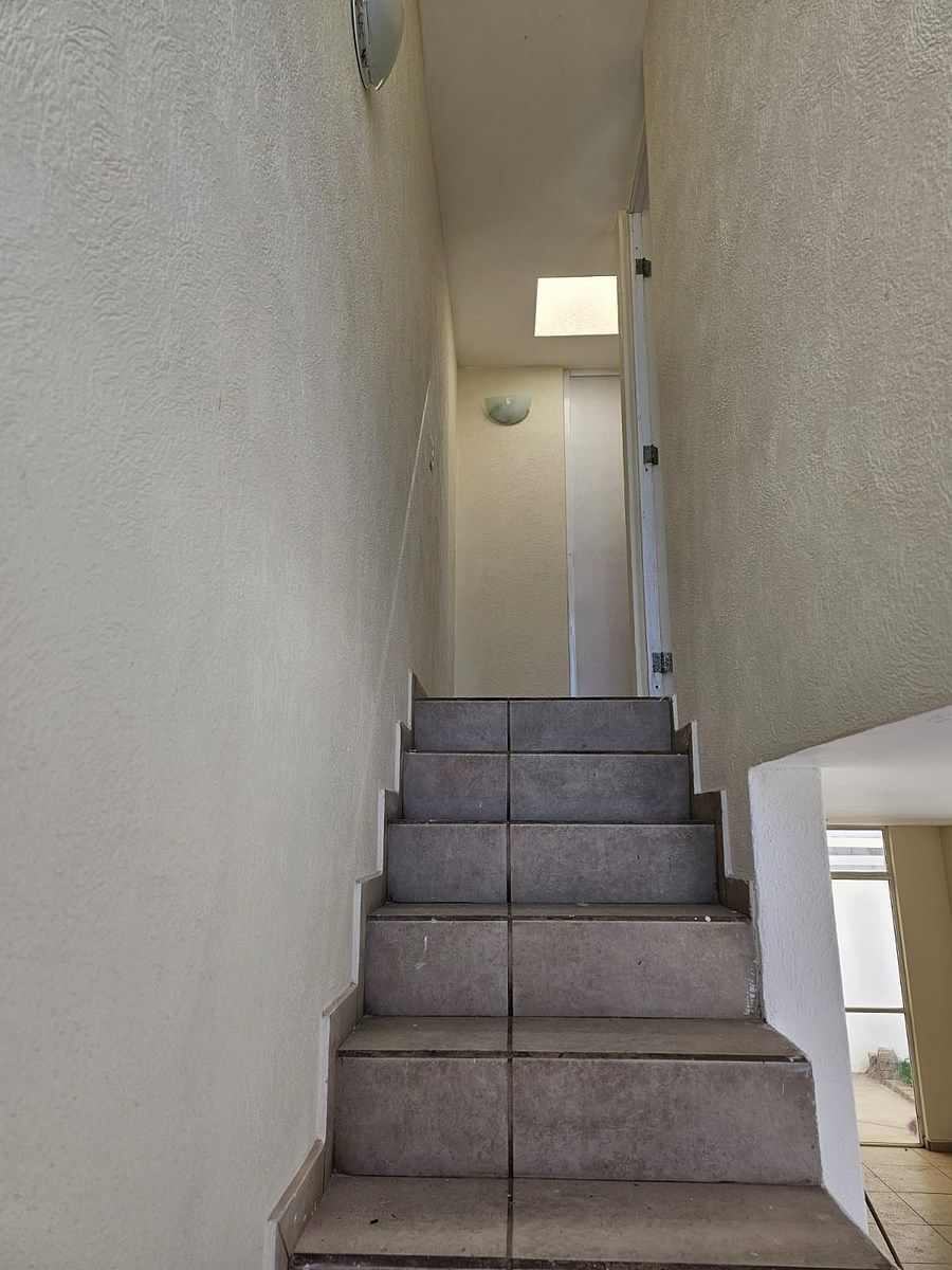4 de 12: Escaleras