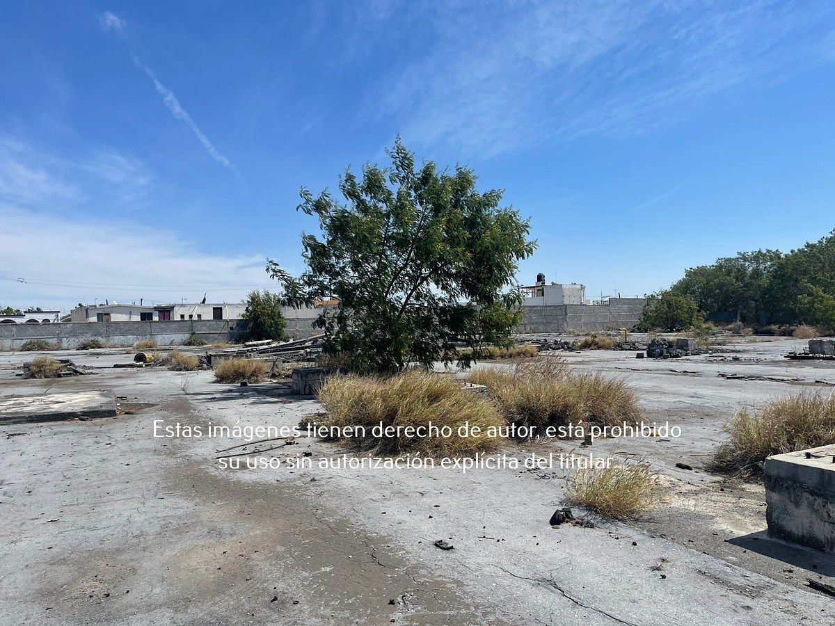 6 of 14: Terreno Comercial en Renta en Av. Santo Domingo, San Nicolás