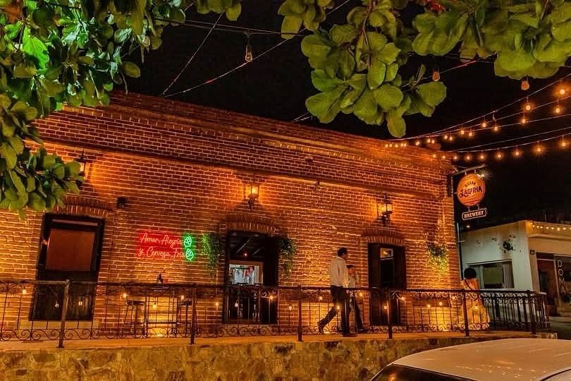 4 de 35: Night: look & feel