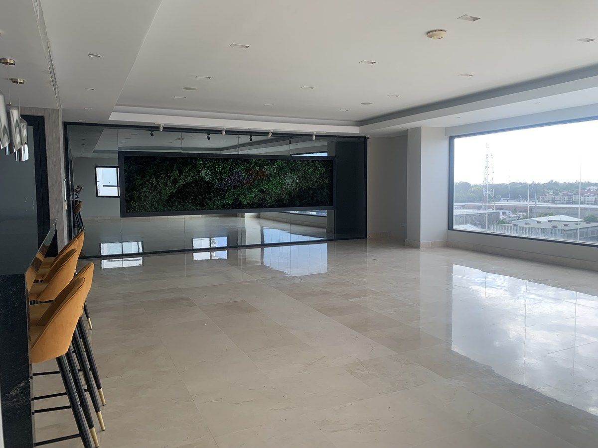 18 de 21: Salón de eventos