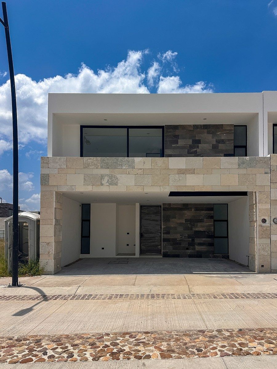 FABIANA HOUSE FOR SALE (NORTHWEST PUNTA CORAL) - foto 2