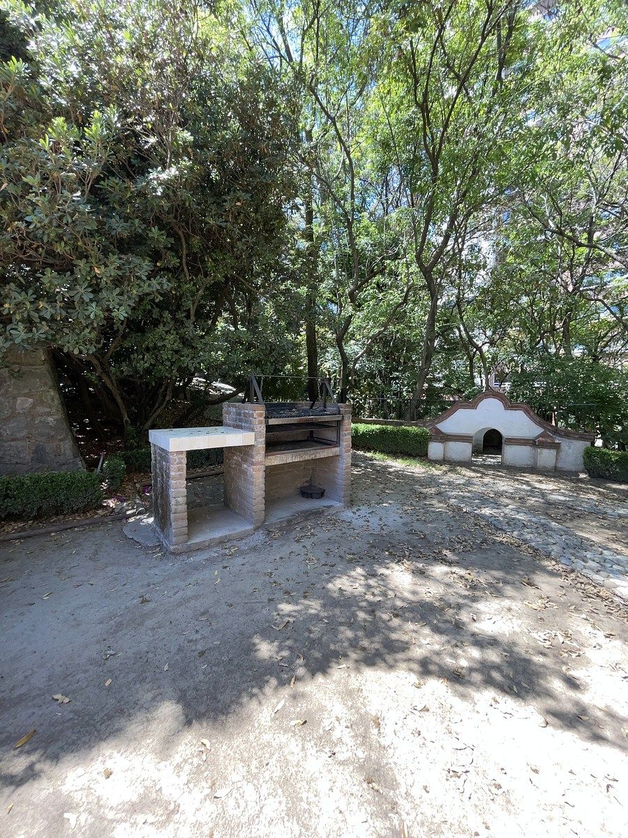 17 de 17: Zona de asadores