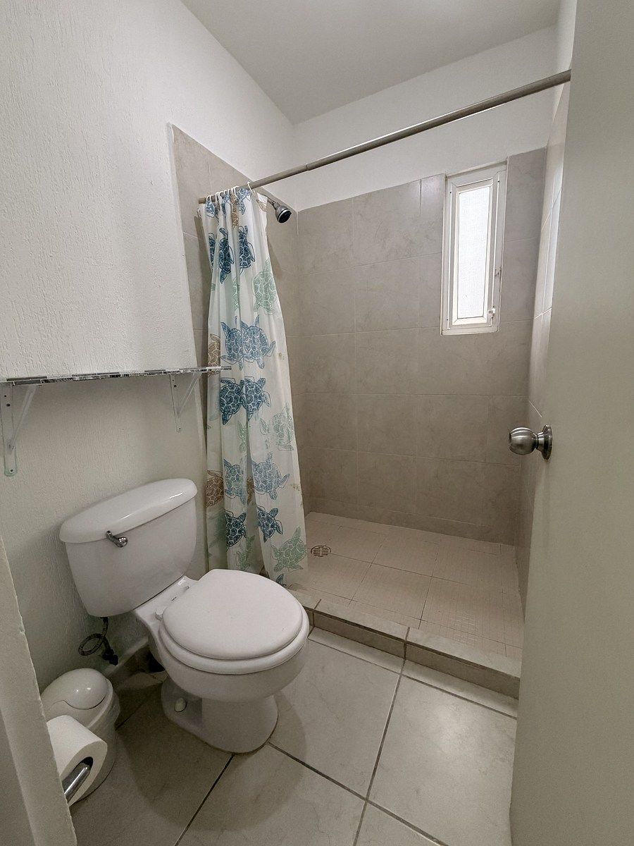 9 de 19: Baño completo