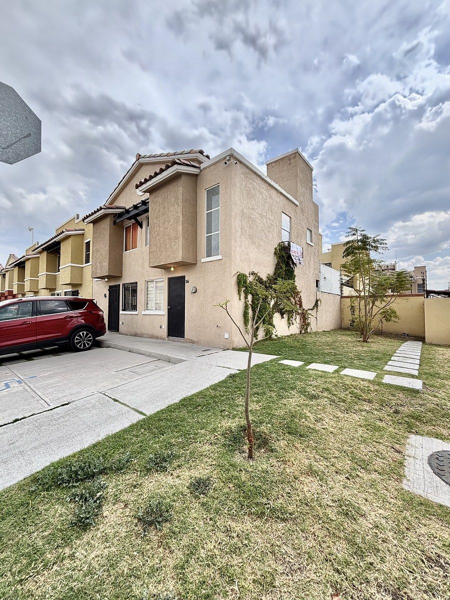 21 of 26: Áreas comunes