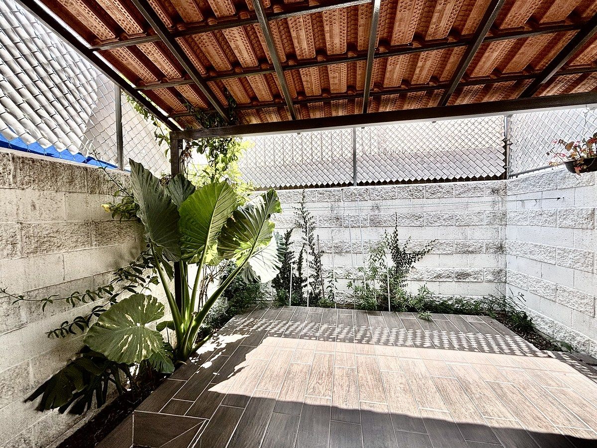 17 of 26: terraza  o patio techado