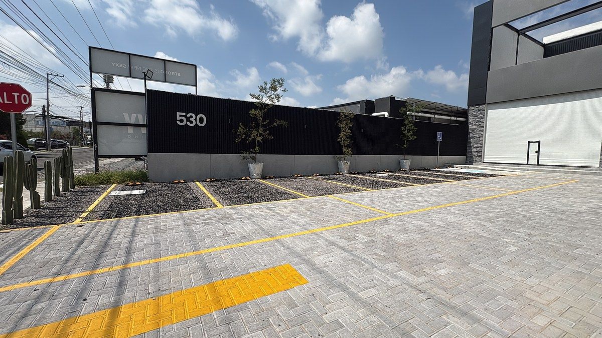 Retail Space in Juriquilla, Querétaro, photo 10 of 11