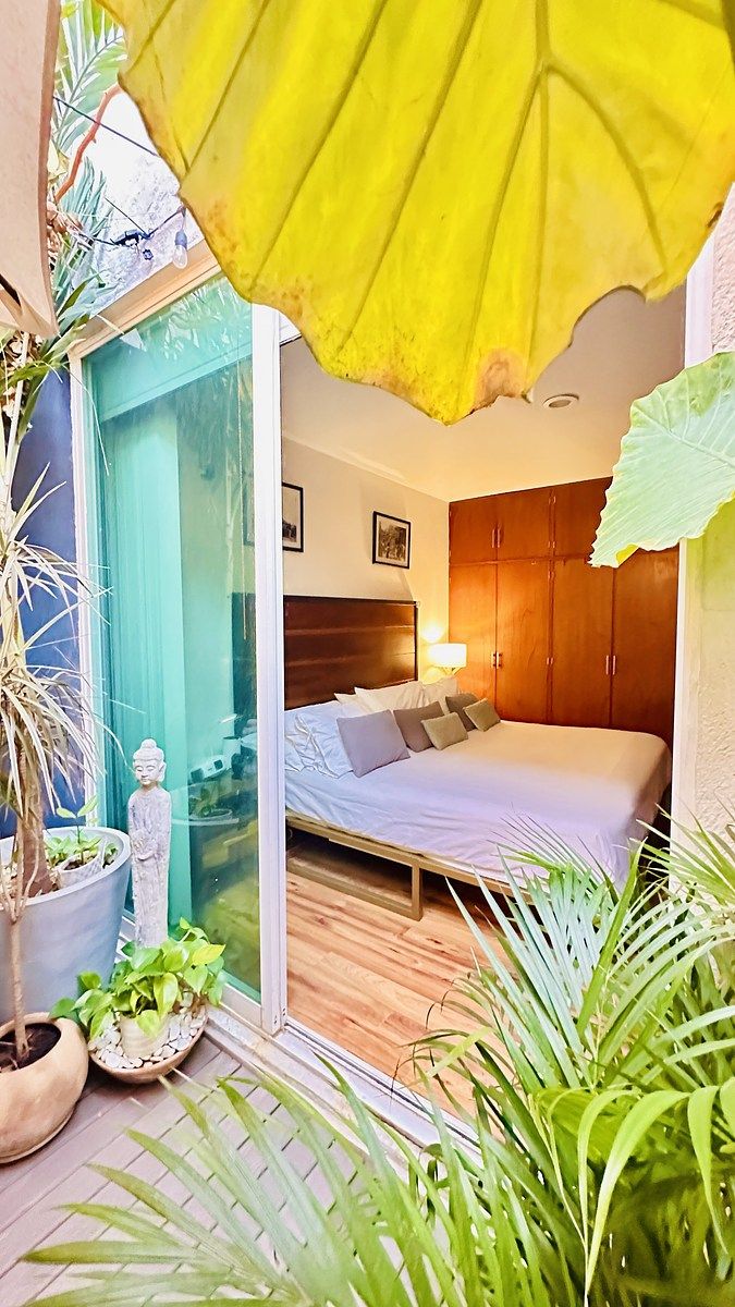 7 de 42: Acceso de la terraza a la recámara