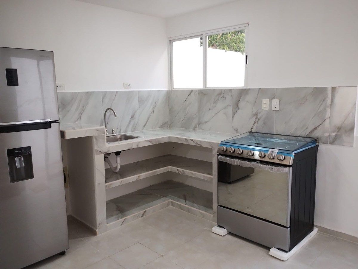CASA EN ESQUINA EN CAUCEL - foto 4