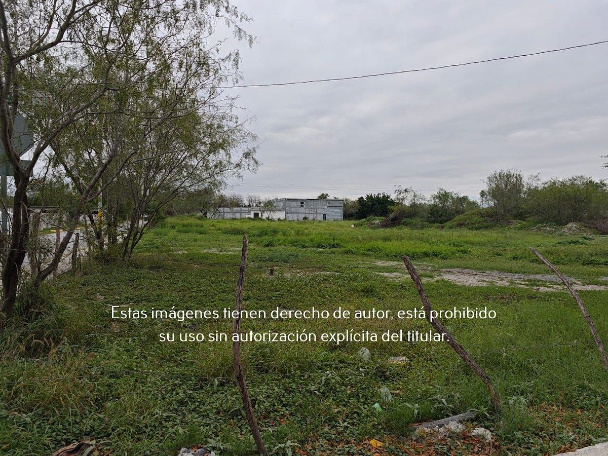 4 of 9: Terreno Comercial y Habitacional en Venta en el Centro de Pe