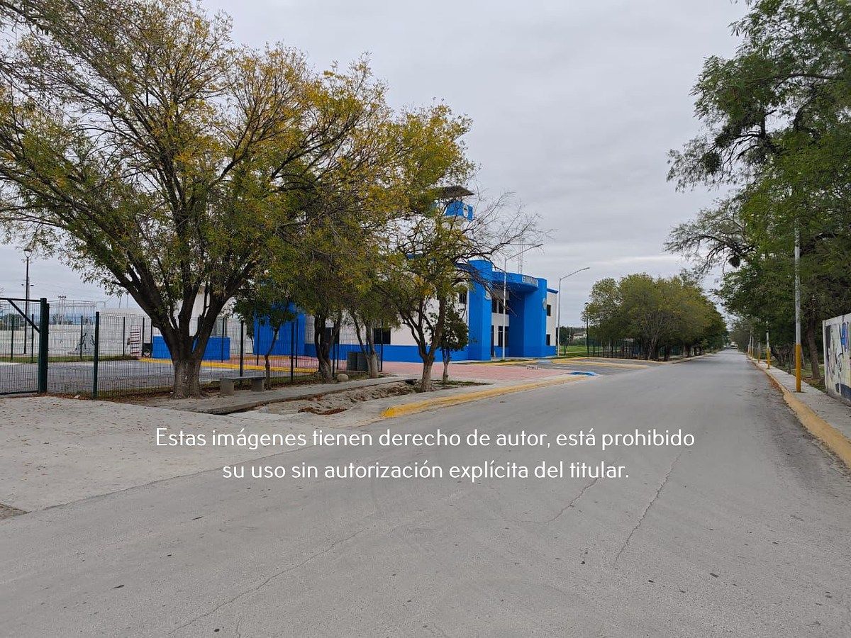 7 of 9: Terreno Comercial y Habitacional en Venta en el Centro de Pe