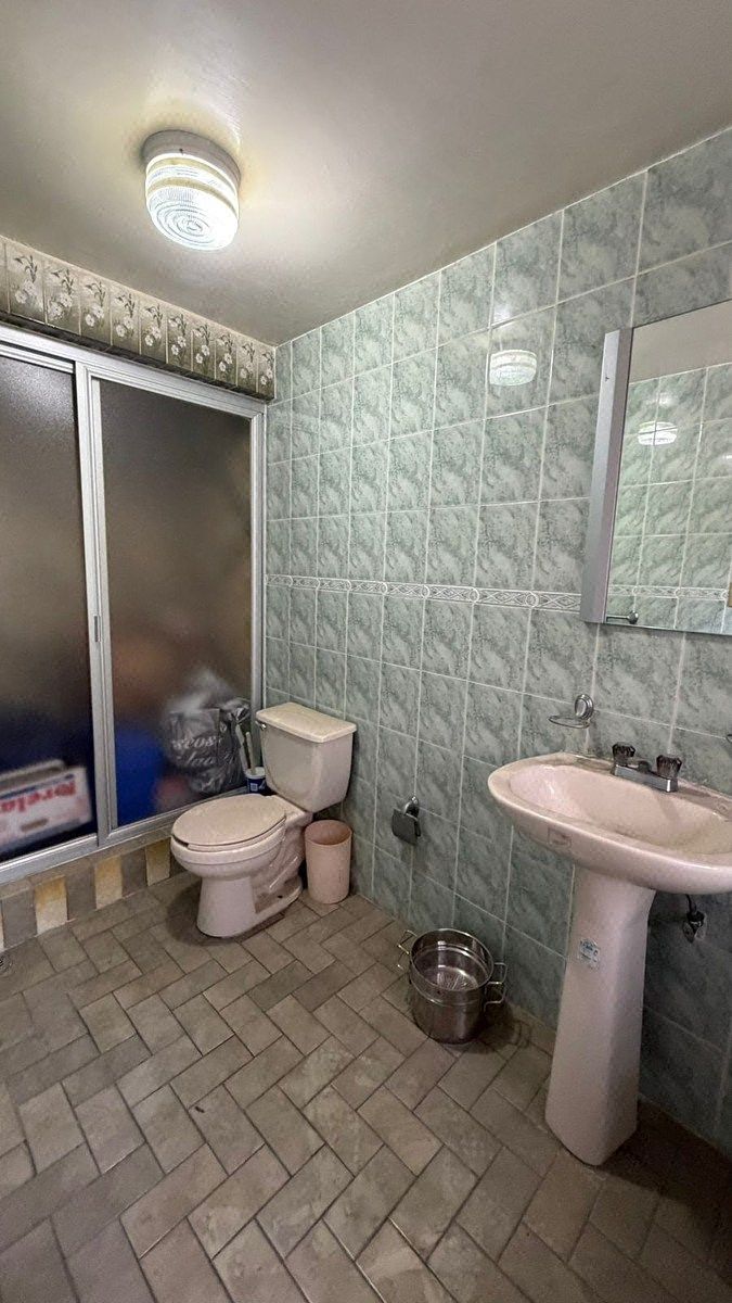 Baño recámara 4, foto 12 de 23