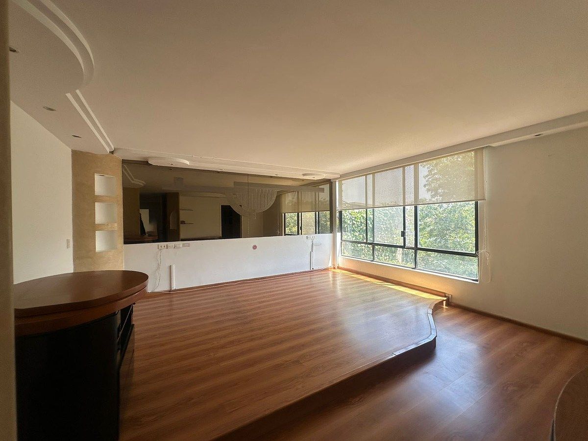 15 of 24: Casa en Venta en Bosques de las Lomas Rayo Vende ®