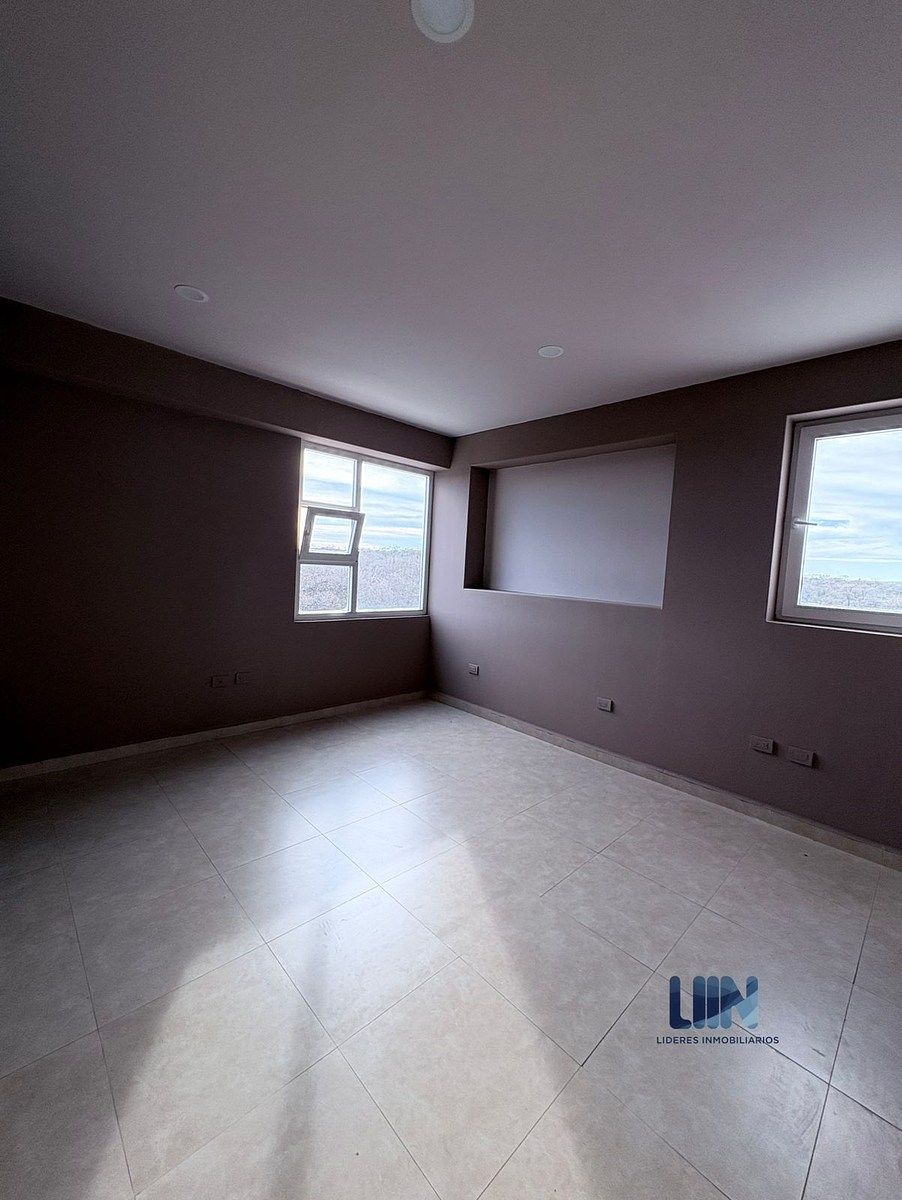 7 de 19: Cuarto secundario