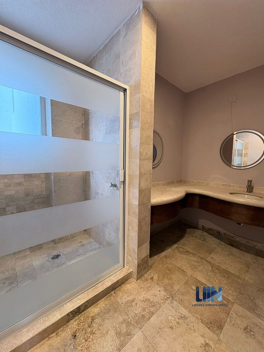 11 de 19: baño rec principal