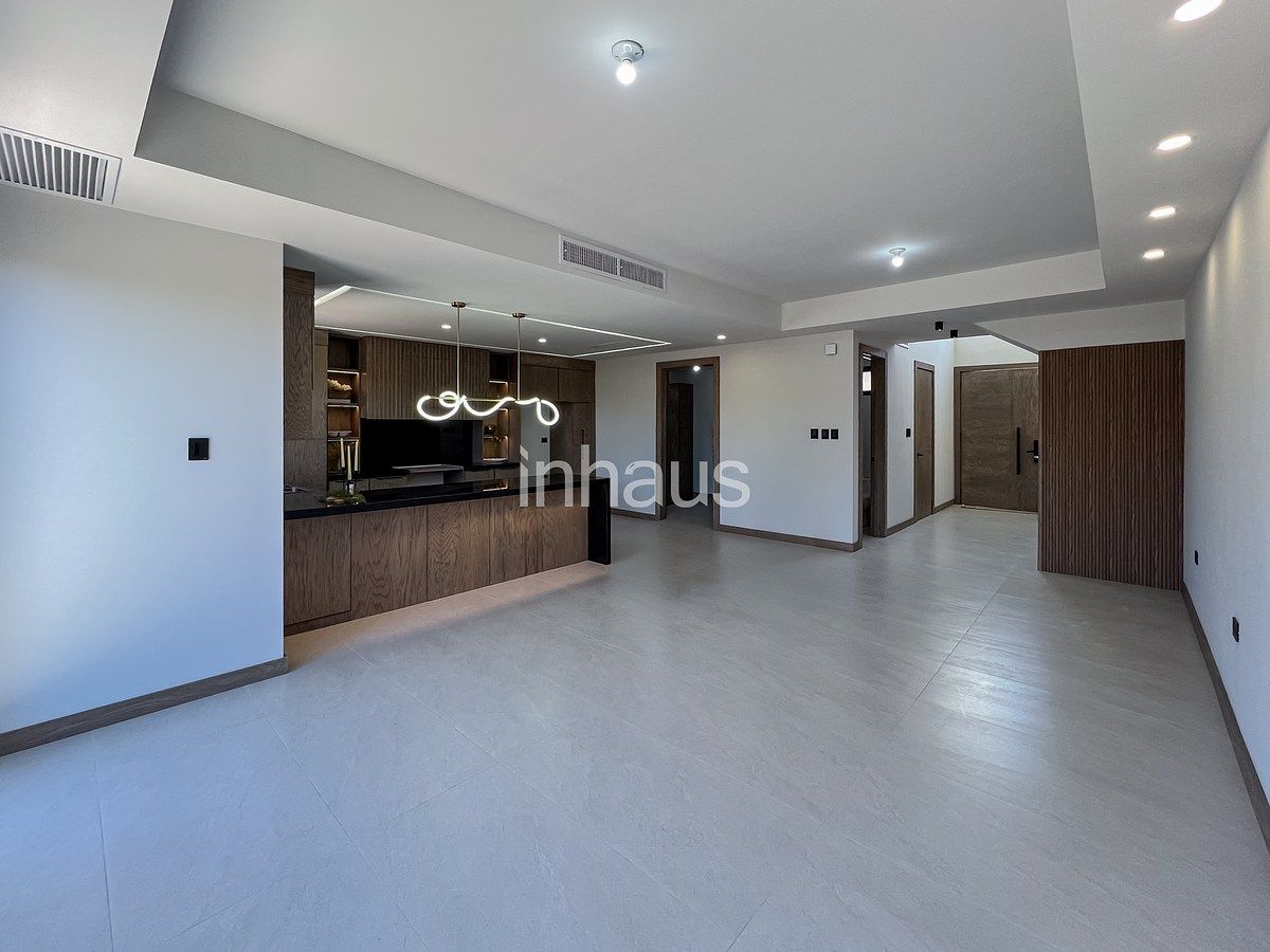 3 de 24: COMEDOR/COCINA