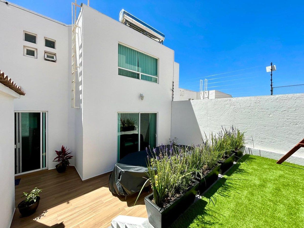 Casa en Venta en Balcones de Querétaro, foto 1 de 34
